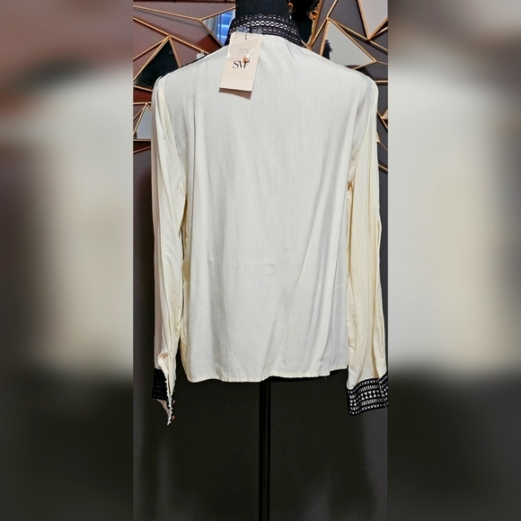 NWT SMF Manana Tassle Long Sleeve Top - Picture 4 of 7